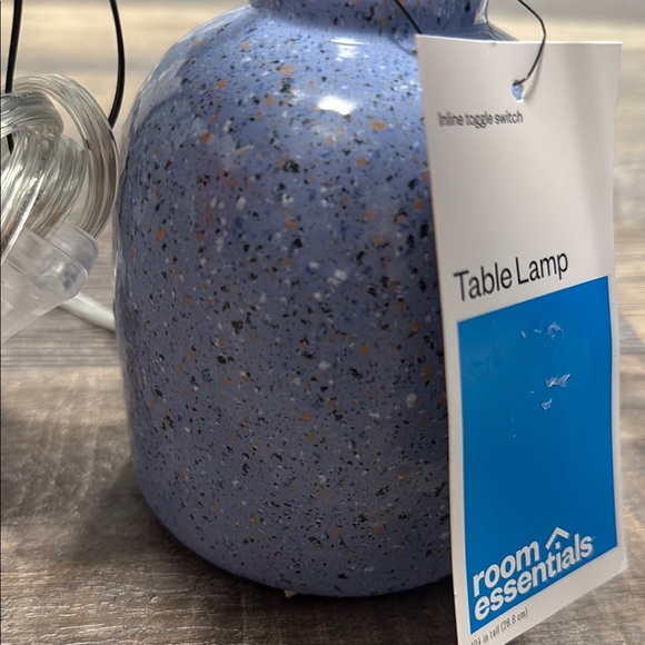 2 Room Essentials light purple Accent Decor - Picture 3 of 7